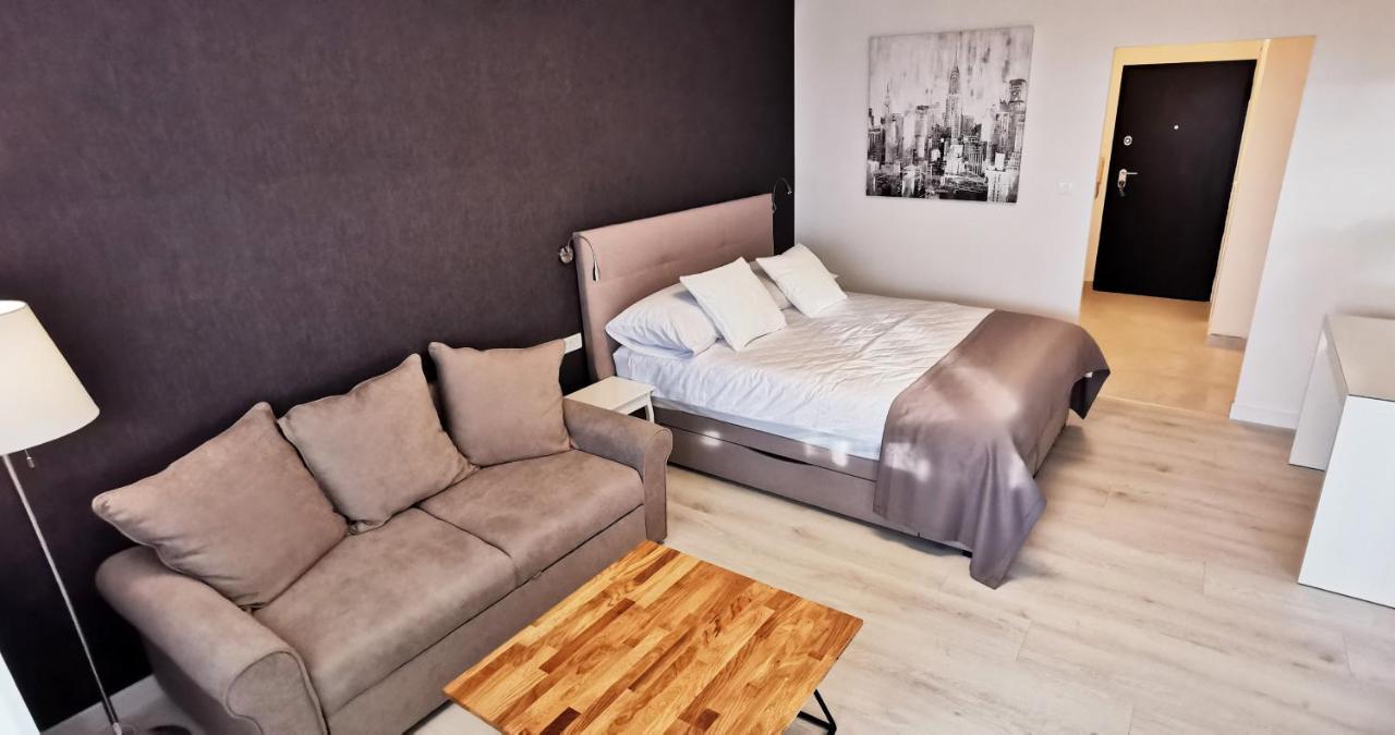 Sky 17 Lux Apartman Apartment Zagreb Luaran gambar
