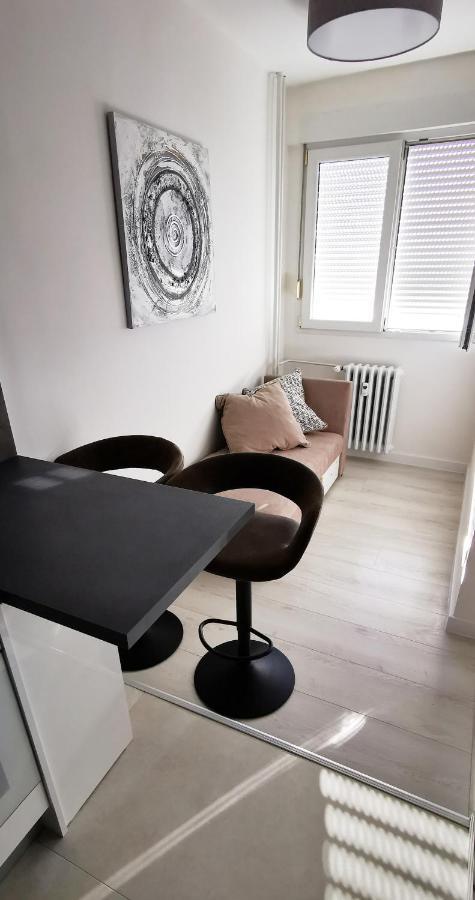 Sky 17 Lux Apartman Apartment Zagreb Luaran gambar